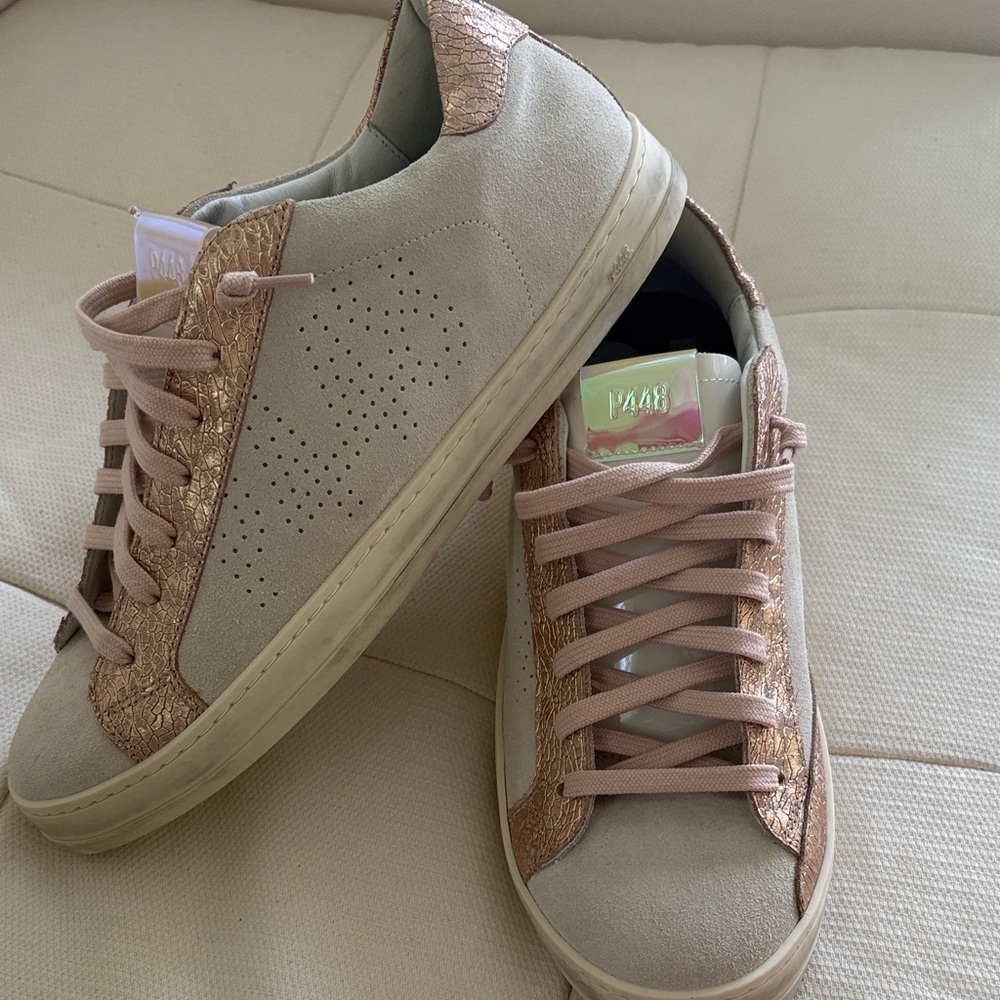 🌟🌟🌟SALE!   P448 NEW Women's Metallic Rose and Cream/white Sneakers.